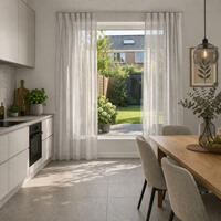 Soepelvallende transparante inbetween