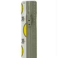 Dit is een nylon rits met een 4 mm brede spiraal vertanding en een zogenaamde werra (= rechthoekige) ritsentrekker